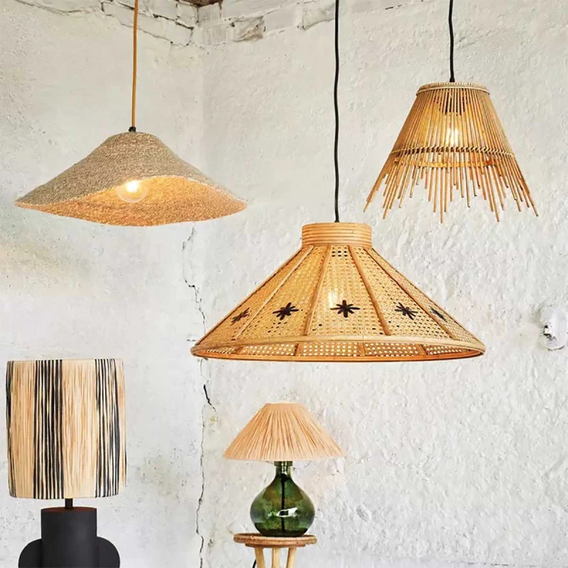 Double suspension triangle en rotin et bambou naturel étoiles noires